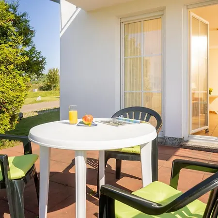 Ferienapartment-ruegen Apartamento *